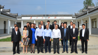 中國(guó)環(huán)境出版集團(tuán)領(lǐng)導(dǎo)一行考察中景農(nóng)科公司