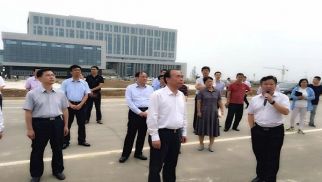 徐建培副省長(zhǎng)赴京張奧園區(qū)調(diào)研